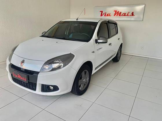 RENAULT SANDERO 1.0 TECH RUN 16V FLEX 4P MANUAL